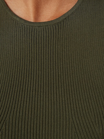 Abito in maglia di Bershka in verde