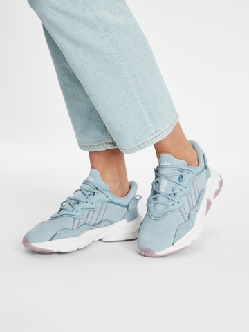 ADIDAS ORIGINALS Sneaker 'Ozweego' in Blau