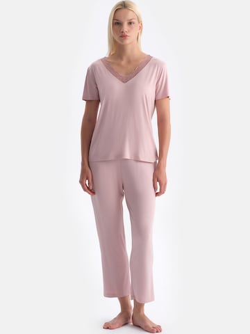 Dagi Pižama | roza barva: sprednja stran