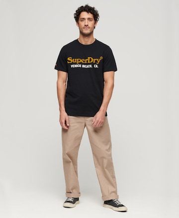 Superdry T-Shirt in Schwarz