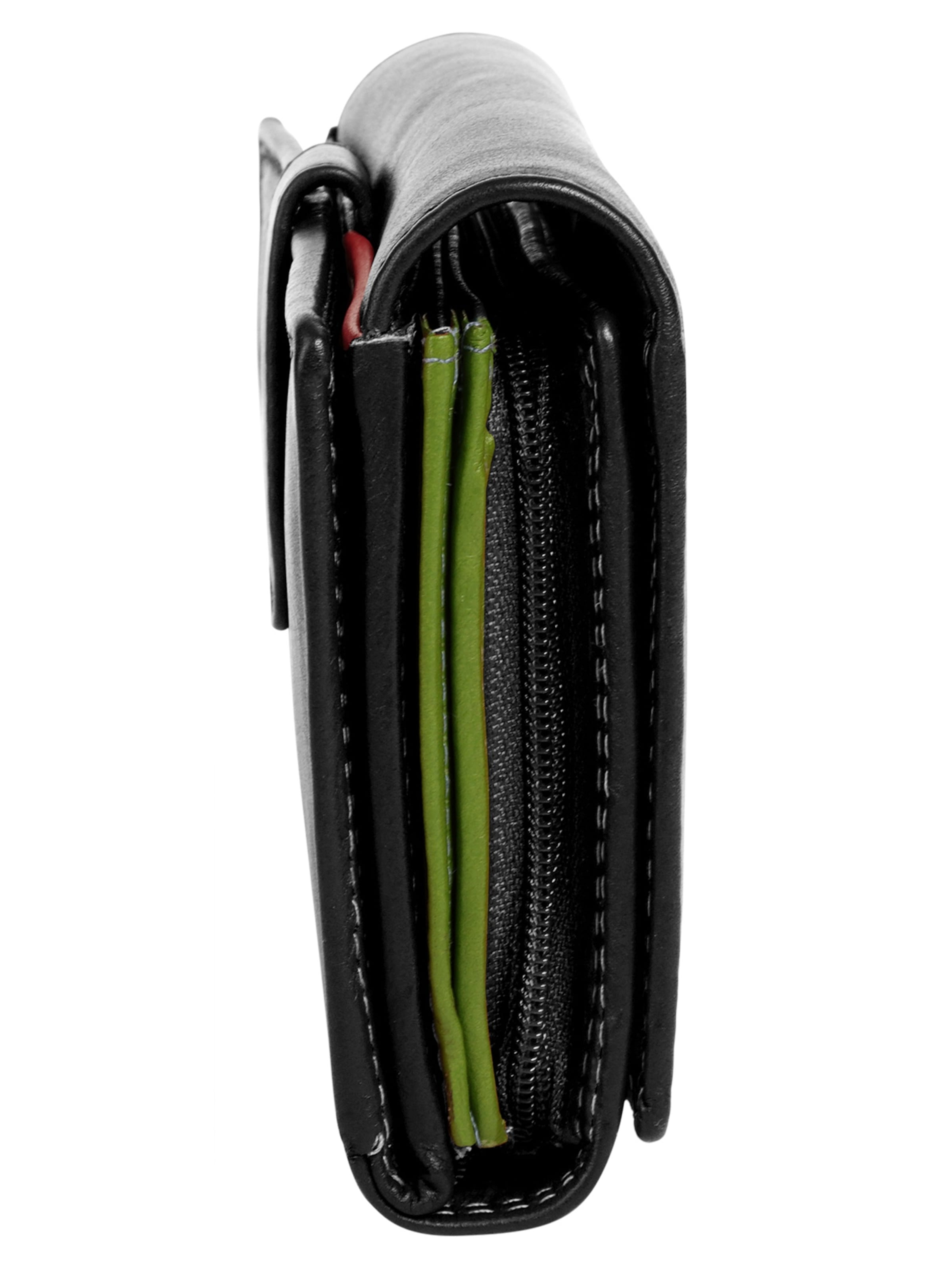 Samantha Look Wallet in Black