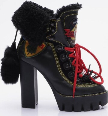 DSQUARED2 Dress Boots in 38 in Black: front