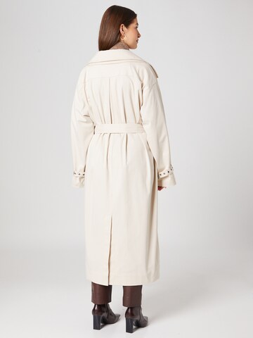 Guido Maria Kretschmer Women Between-Seasons Coat 'Kacie' in Beige