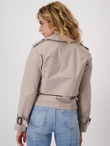 Giacca di mezza stagione di monari in beige