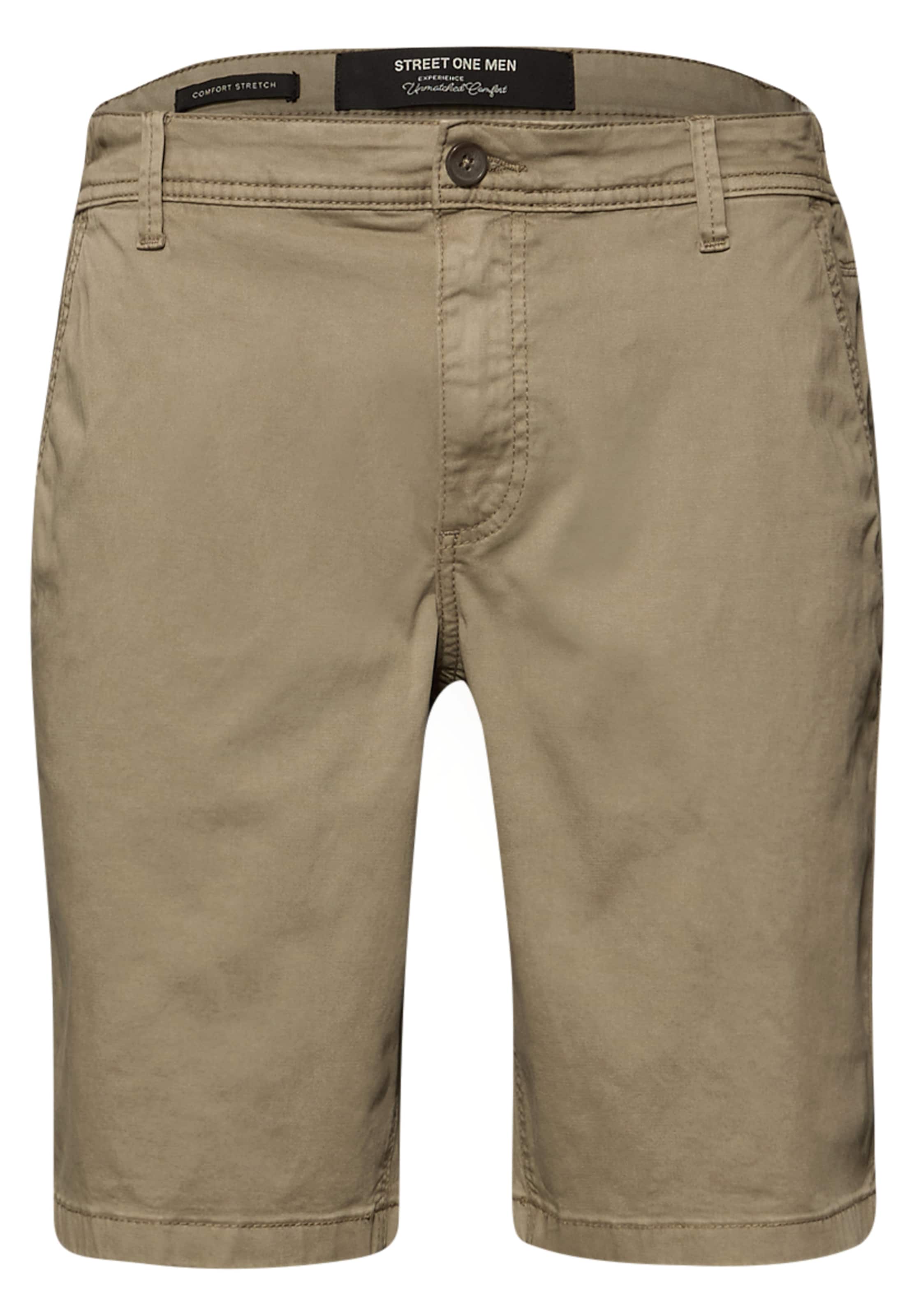 Street One MEN Regular Shorts in Beige: Vorderseite