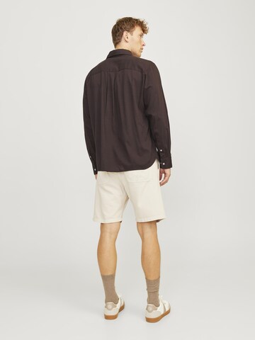 JACK & JONES Comfort Fit Skjorte i brun