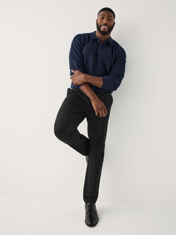 regular Pantaloni chino di Next in nero