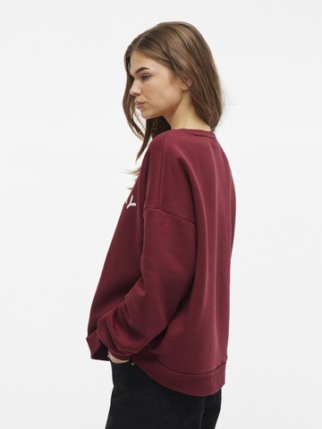 VILA Sweatshirt in Red