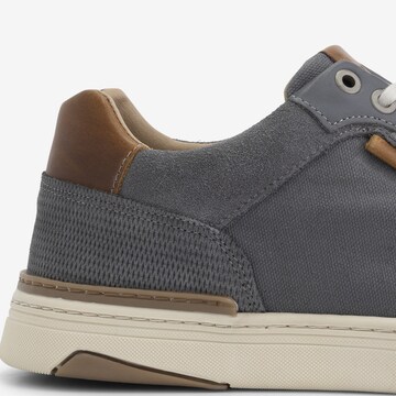 Travelin Sneakers 'Bromsgrove' in Grey