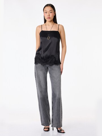 Koton Top in Black: front