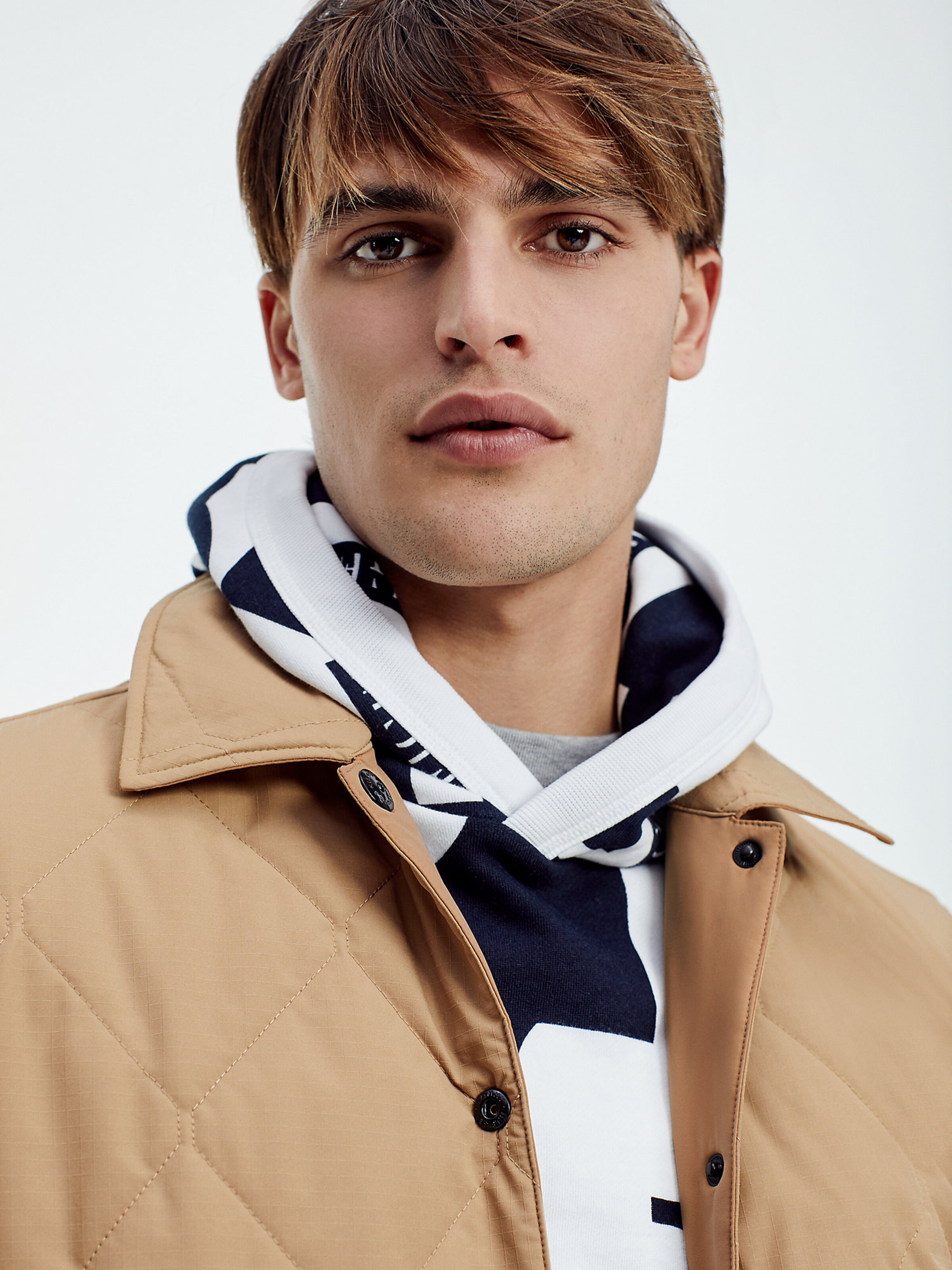 Männer Große Größen TOMMY HILFIGER Jacke in Hellbraun - NA50985 Männer Große Größen TOMMY HILFIGER Jacke in Hellbraun - NA50985