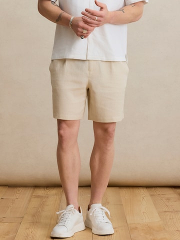 DAN FOX APPAREL Regular Панталон 'Gerrit' в бежово: отпред