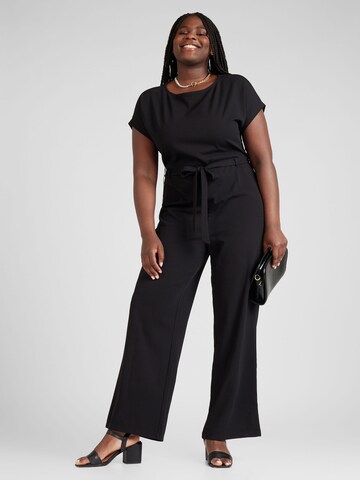 Vero Moda Curve Jumpsuit 'FATI' i sort