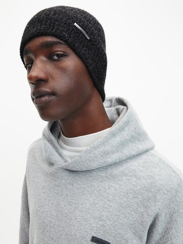 Bonnet Calvin Klein en noir : devant