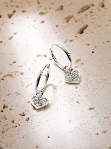 Orecchini 'Heart Whisper' di Hey Happiness in argento