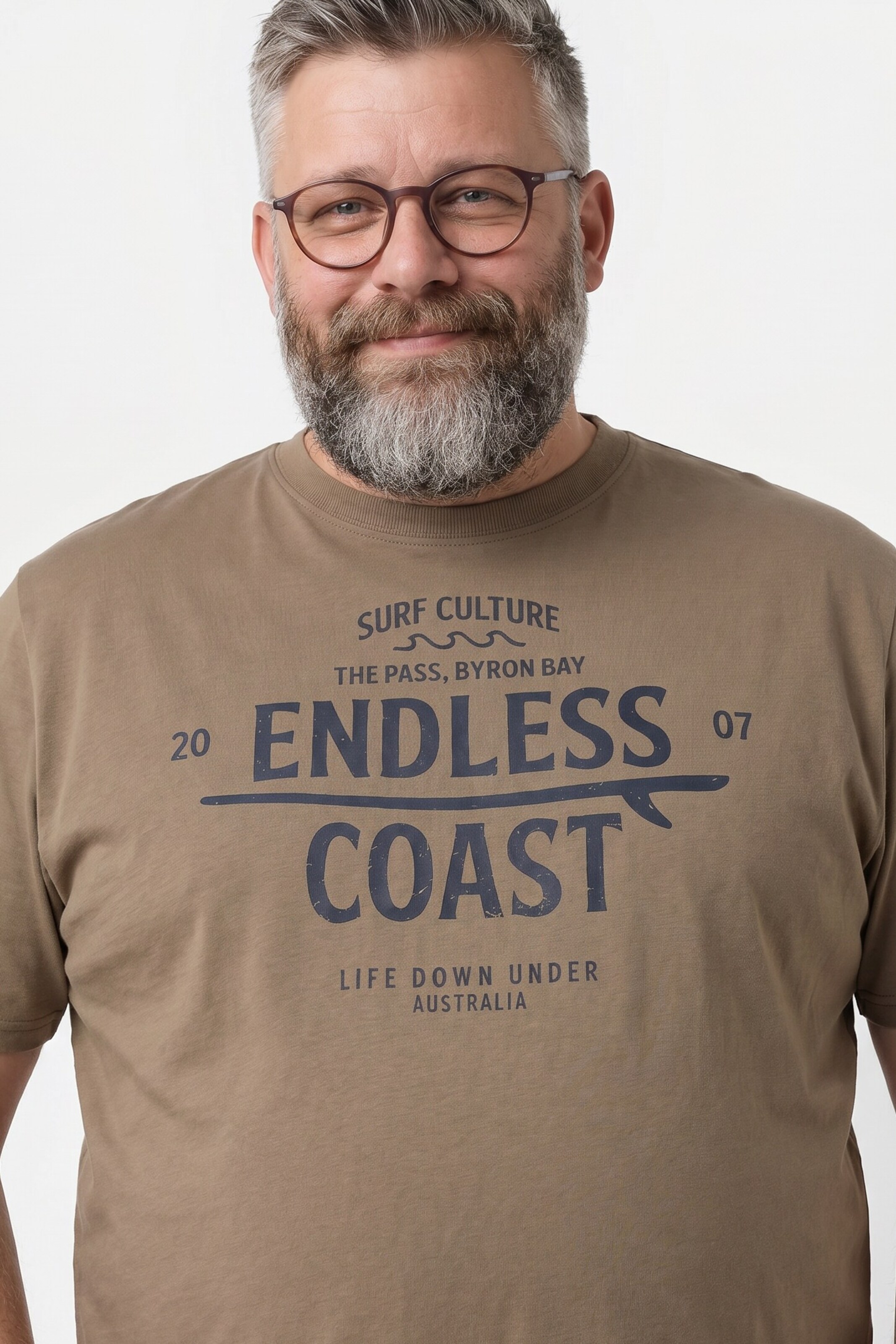 Men Plus Shirt in Brown