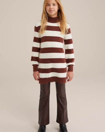 WE Fashion Dress in Brown: front