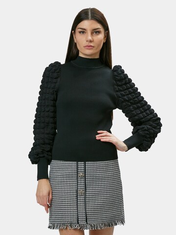 Influencer Trui in Zwart: voorkant