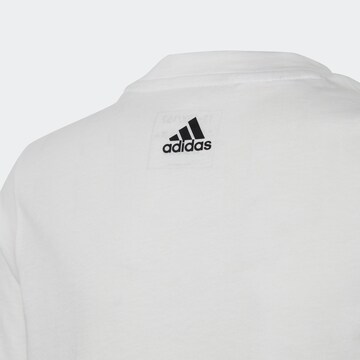 ADIDAS SPORTSWEAR Λειτουργικό μπλουζάκι 'Essentials Linear Logo ' σε λευκό