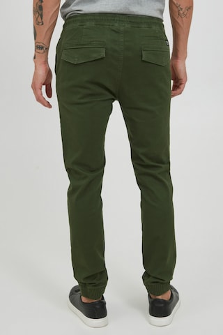 11 Project Regular Chino Pants 'GAETANO' in Green