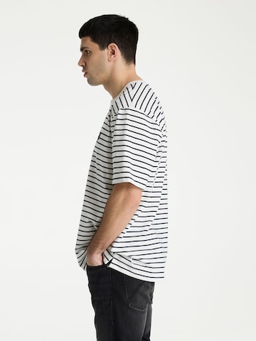 CHASIN' Shirt 'Shore' in Blue