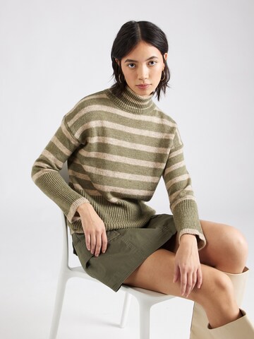 ZABAIONE Sweater 'Nora' in Green: front