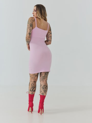 ABOUT YOU x Sharlota Kleid 'Alva' in Pink