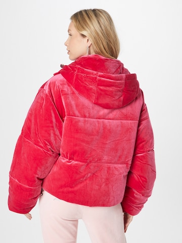 Juicy Couture White Label Kurtka zimowa 'ROSALIA' w kolorze czerwony