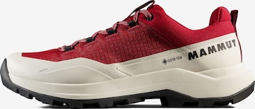 MAMMUT Flats 'Sertig III' in Red: front