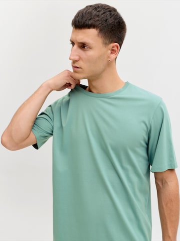 JACK & JONES Slim fit Shirt in Green