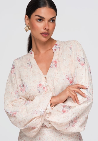 Ombre Blouse in Beige