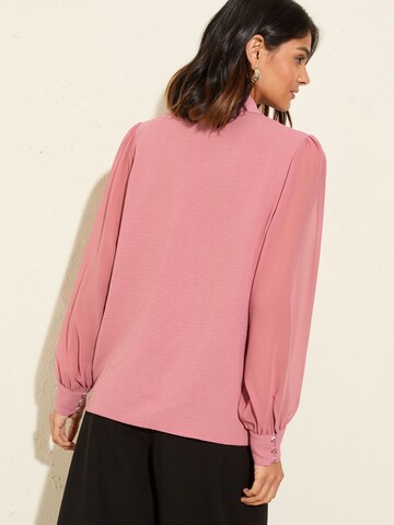 Friends Like These Blouse in Roze