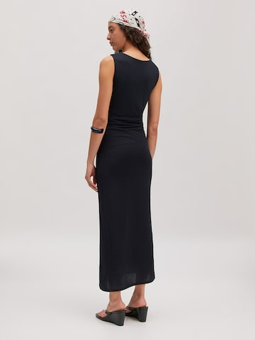 EDITED Dress 'Noura' in Black