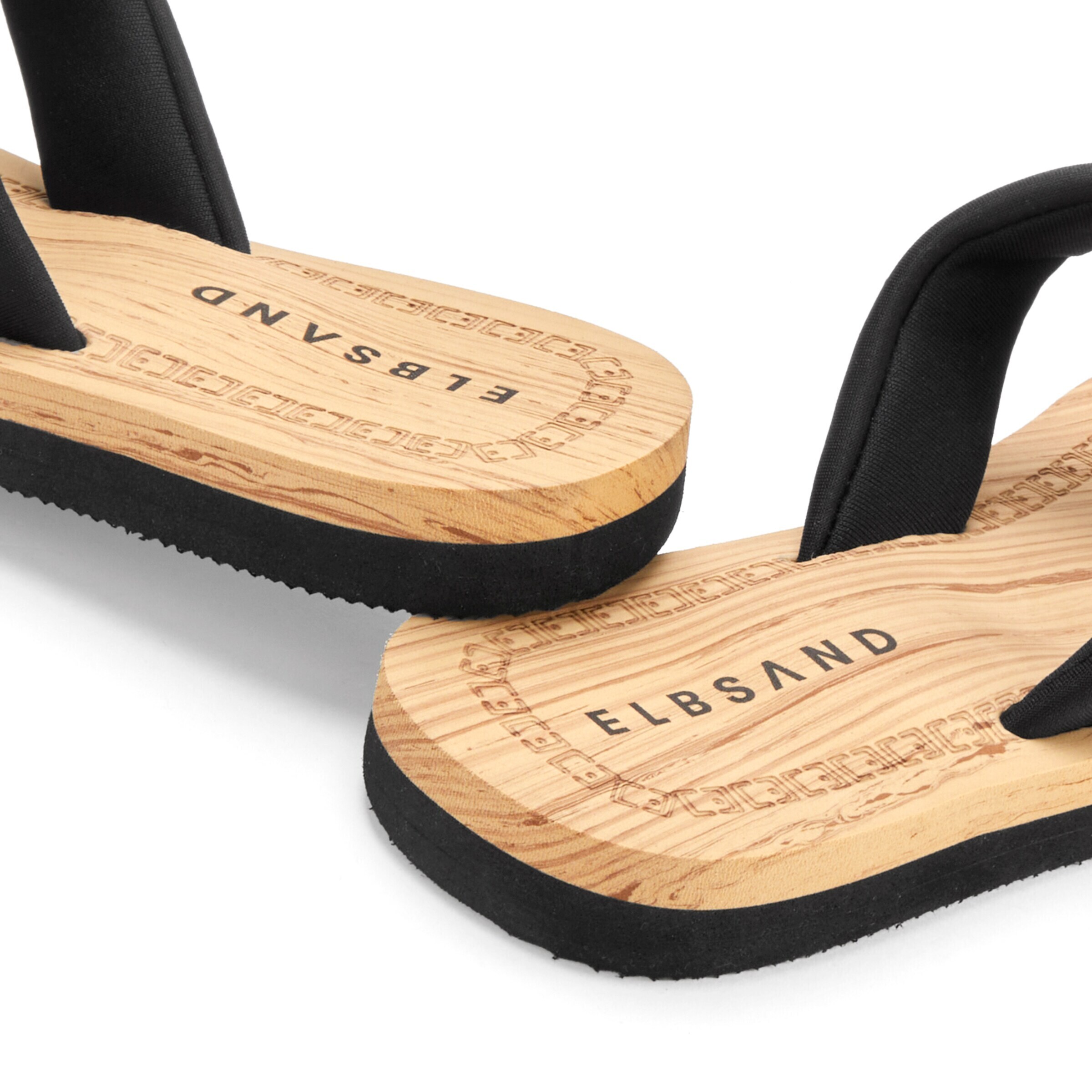 Elbsand Μιούλ σε μαύρο