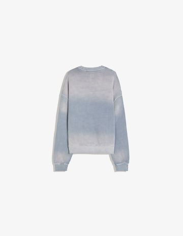 BershkaSweater majica - plava boja