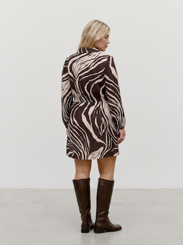 Vero Moda Curve Blousejurk in Bruin