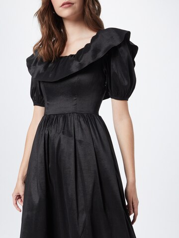 Robe True Decadence en noir