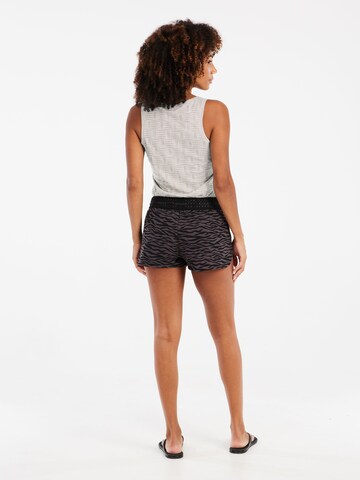 PROTEST Top 'PRTWinnies' in White