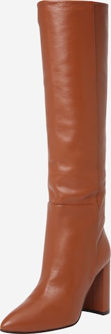 Toral Boot in Brown: front