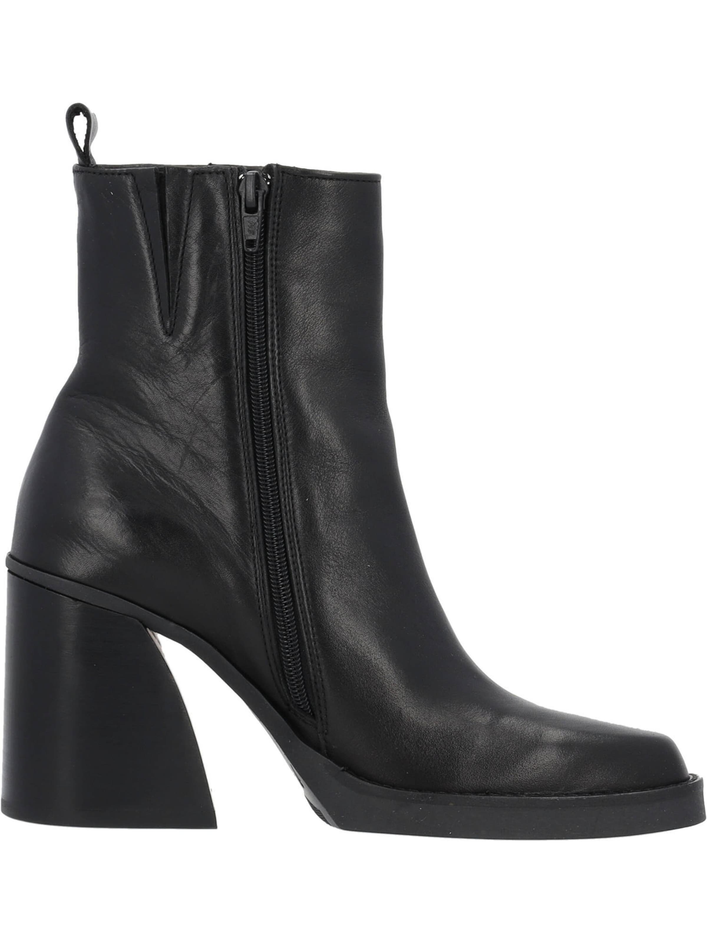 melns Palado Puszābaki 'Yenyina'