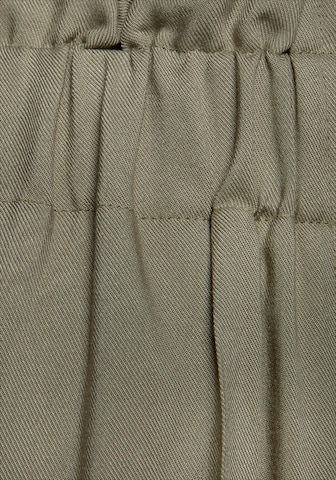 LASCANA - Loosefit Pantalón plisado en gris