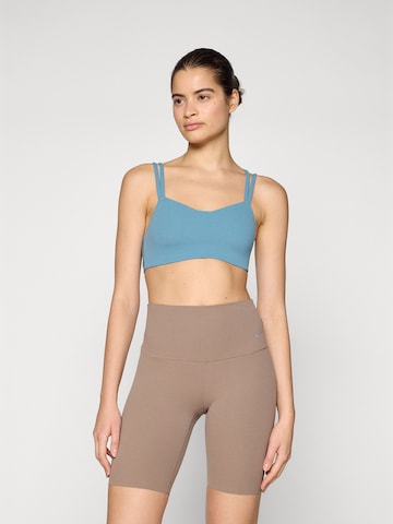 Bustieră Sutien sport 'ALATE TRACE' de la NIKE pe albastru: față