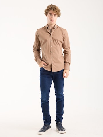 Slim fit Camicia business 'Leonardo Sport Poplin Stretch Man Shirt Brown' di 7Camicie in marrone: frontale