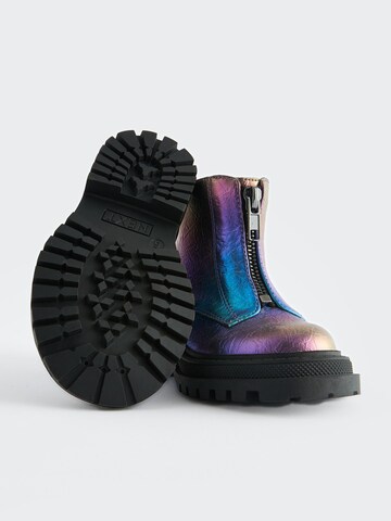 Next Stiefel in Mischfarben