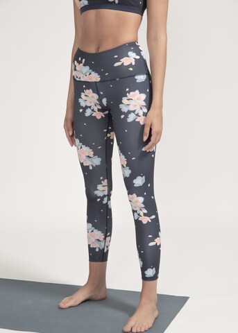 Boochen Skinny Leggings in Blue: front