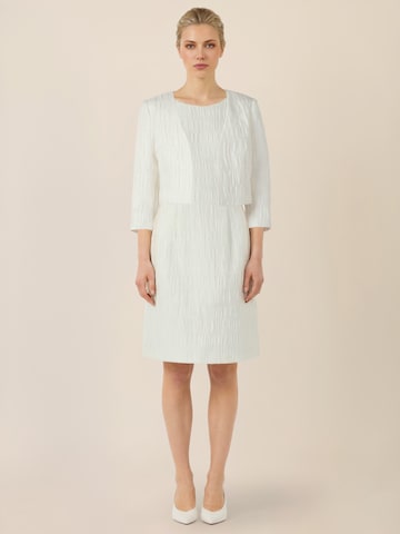 APART Bolero in Beige: Vorderseite