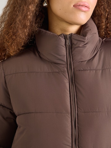 ICHI - Chaqueta de invierno 'IHAVANNA' en marrón