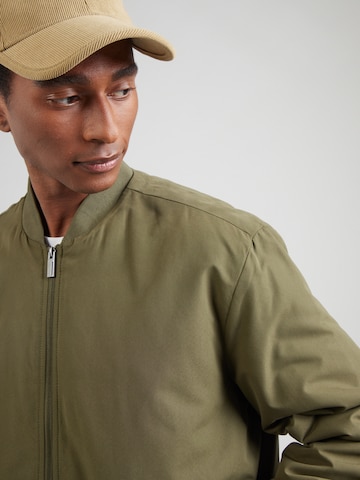 Only & Sons Between-Season Jacket 'ONSRUSSEL' in Green
