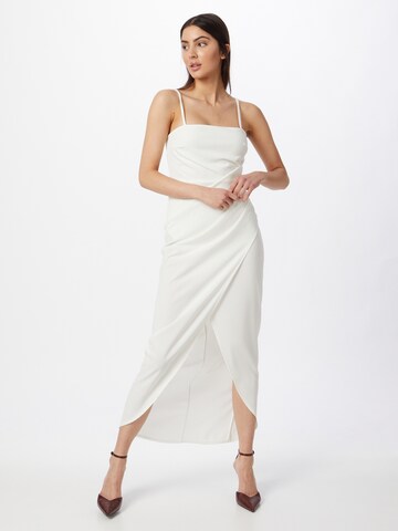 Robe de soirée WAL G. en blanc