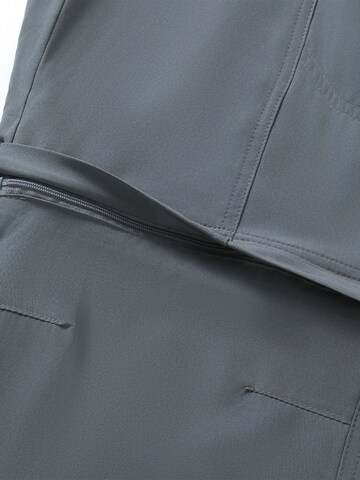YOUTHUP Regular Cargo Pants in Grey